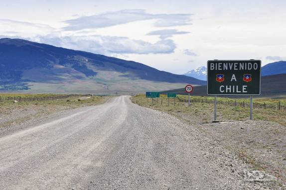 Entrando no Chile mais uma vez, agora a caminho do parque Torres del Paine